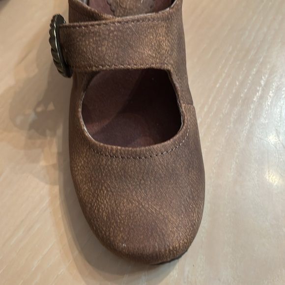 BareTraps Brown Mules - Picture 8 of 9